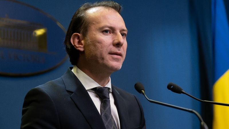 Florin Cîţu admite că pensiile pot creşte doar cu 10%. Ministrul Finanțelor: „O majorare cu 40 % ar fi fost o bombă pentru economie”