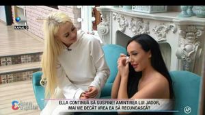 Ella varsă lacrimi amare pe peisa lui Jador