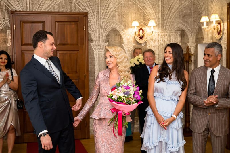 O cunoscută prezentatoare TV s-a căsătorit &icirc;n secret! 