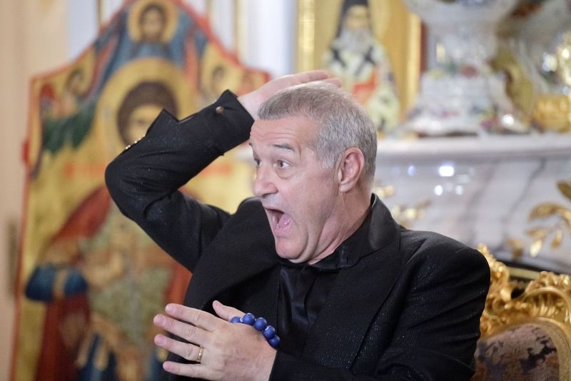 Gigi Becali, bătut într-un hotel de un impresar. Dezvăluiri de impact