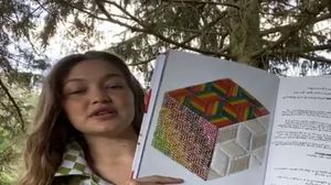 Modelul Gigi Hadid, primele imagini cu burtica de gravidă! „Am făcut o mulțime de fotografii burticii și le-am trimis prietenilor, familiei.”