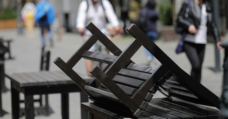 Se închid terasele! De când va intra în vigoare noua restricție