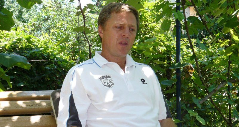Doliu în fotbal! A murit Neluțu Popa, legenda din Unirea Alba Iulia Doliu în fotbal! A murit Neluțu Popa, legenda din Unirea Alba Iulia