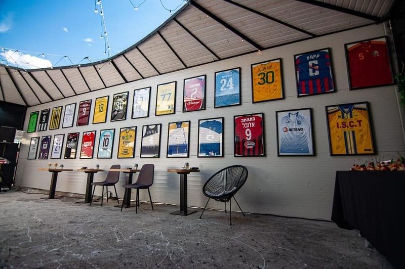 Mihai Berar și-a sărbătorit ziua pe un stadion...în miniatură! 