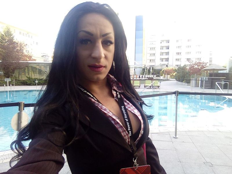 Prima femeie transgender de etnie romă și-a anunțat candidatura pentru Consiliul Local al Sectorului 2: &bdquo;Și o femeie acuzată de moravuri ușoare poate fi consilier&rdquo;