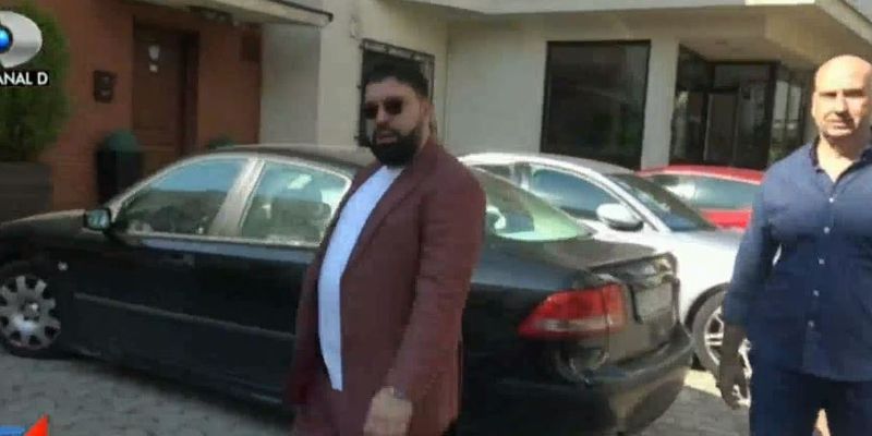 Imagini halucinante cu Florin Salam, după ce s-a aflat că a fost jefuit și agresat de interlopi! A ieșit pe stradă cu gărzi de corp înarmate