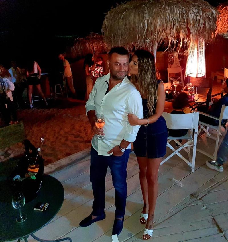 Fosta concurentă Insula Iubirii, care era batută de iubit, s-a combinat acum cu un mare afacerist!