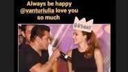 Iulia Vântur, gest inedit cu ocazia aniversării. Cum apare alături de Salman Khan