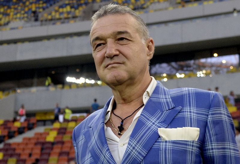 Gigi Becali susține că a găsit tratamentul pentru Covid-19: „La revedere, în 5 zile au ieșit negativ”