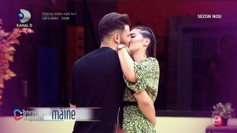 Se lasă cu săruturi din a doua zi! Două cupluri sunt pe cale să se formeze în casa Puterea dragostei