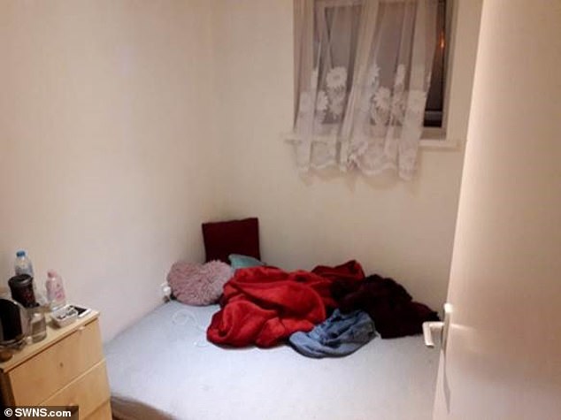 Proxeneți au obligat o femeie &icirc;nsărcinată să aibă relații intime