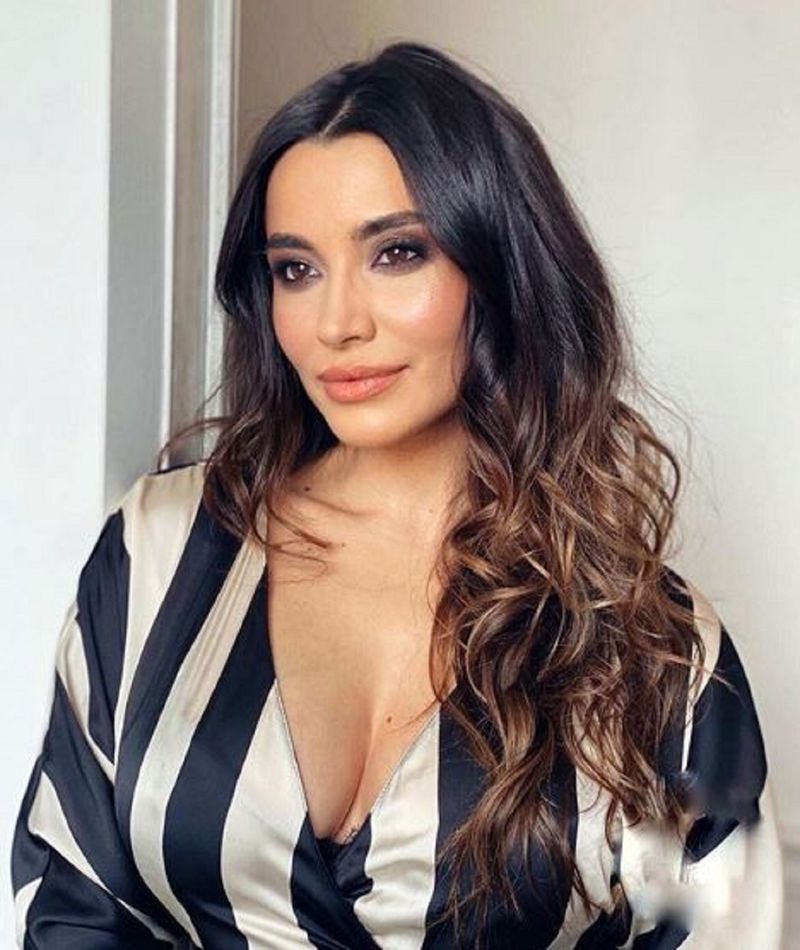 Lili Sandu, imagini &icirc;n lenjerie intimă! Ipostaze sexy cu frumoasa graviduță!