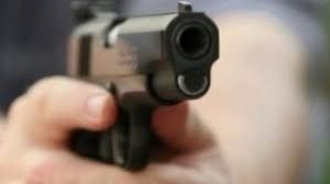 Scandal în Sectorul 5! A tras cu pistolul pentru că l-a deranjat zgomotul făcut de copii. Totul s-a întâmplat în plină zi