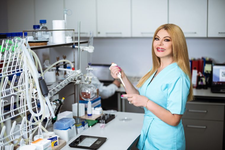 Viorica Chiurciu a lăsat muzica populară pentru cea ușoară. Declarații în exclusivitate: „A fost un fel de provocare”