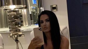 Pagina de socializare a frumoasei Oana Zăvoranu, ”inundată” de mesaje: ”când iți spune asta o femeie, să...”