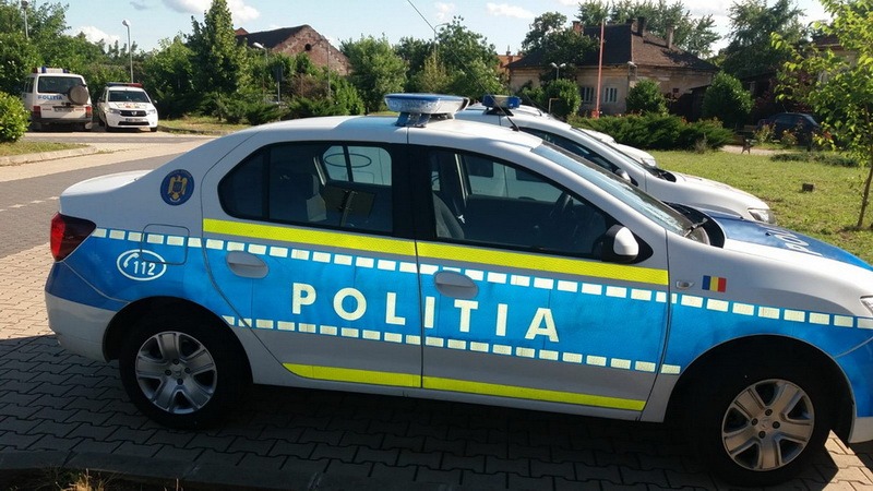 SCENE ȘOCANTE! Doi soți din București și-au aruncat cuvinte dure, iar mai apoi s-au înjunghiat! SCENE ȘOCANTE! Doi soți din București și-au aruncat cuvinte dure, iar mai apoi s-au înjunghiat! 