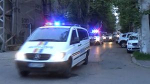 Roata se întoarce: un bărbat a împușcat un om, a fugit de poliție dar a murit ulterior într-un accident de motocicletă