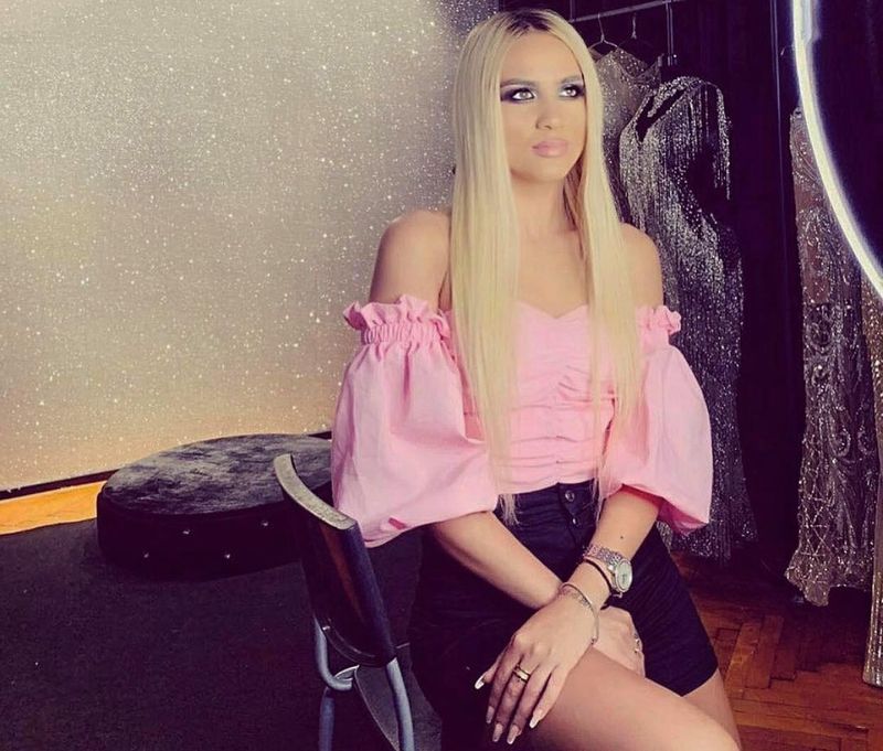 Ramona de la Puterea Dragostei îi atacă dur pe concurenții din sezonul trei: ”Se vede clar că sunt falși!”