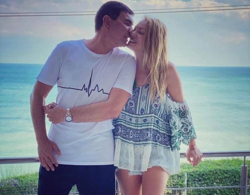 Cristi Borcea, vacanță cu prima și ultima soție! Fostul patron de la Dinamo și-a dus familia extinsă pe litoral! &rdquo;Ne place să fim &icirc;mpreună&rdquo;