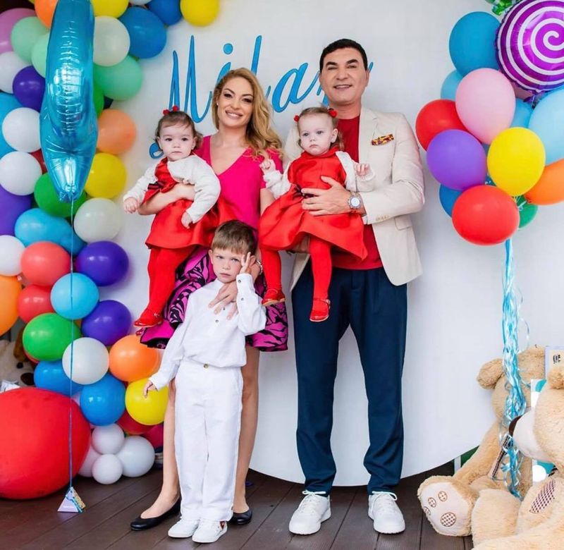 Cristi Borcea, vacanță cu prima și ultima soție! Fostul patron de la Dinamo și-a dus familia extinsă pe litoral! &rdquo;Ne place să fim &icirc;mpreună&rdquo;