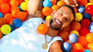 Dorian Popa, aniversare fără lux în pandemie! Artistul și-a celebrat ziua de naștere acasă: ”Cel mai important este să primești...”