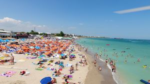 Ministrul Sănătății, vizită fulger la Vaslui! Ambulanțierul, care și-a adus fiica cu COVID de la mare cu autospeciala, tras la răspundere!