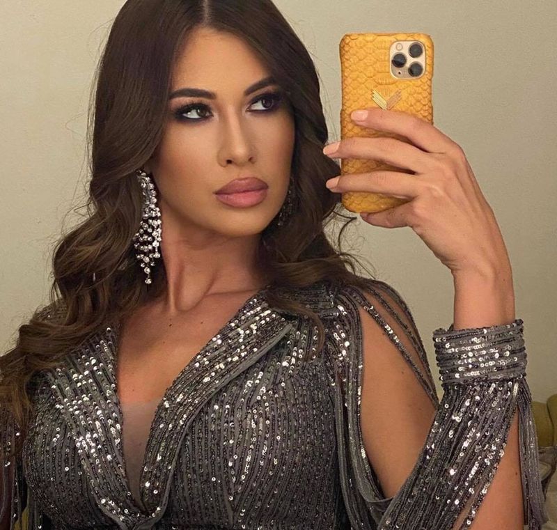 Manuela de la Puterea Dragostei și-a spus părerea despre Cristina Mihaela, prezentatoarea emisiunii! ”Mi se pare o femeie...”