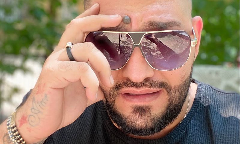 Jador a lansat o piesă nouă! Artistul vorbește pe live despre melodia ajunsă deja în trending 