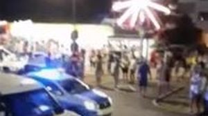 Concertul lui Vali Vijelie din Eforie Nord, întrerupt de polițiști!