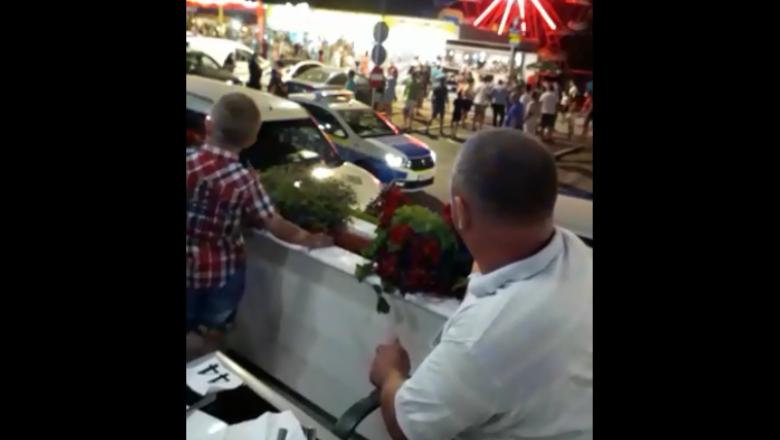 Concertul lui Vali Vijelie din Eforie Nord, întrerupt de polițiști!