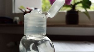 Gel de mâini periculos, toxic pentru sistemul nervos central și pentru ochi