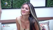 Mona de la Puterea dragostei a fost filmată în timp ce întreținea relații intime cu trei bărbați! 