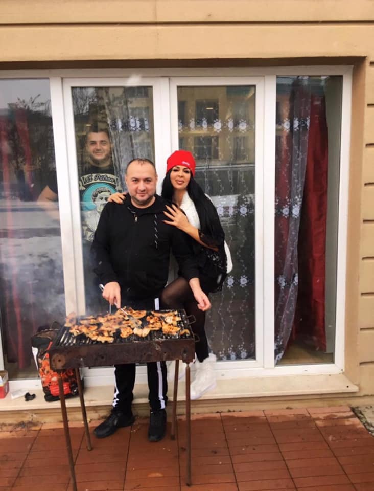 Leo de la Strehaia si Dana Criminala, faliment cu shaormeria Leo de la Strehaia si Dana Criminala, faliment cu shaormeria