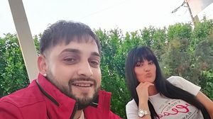 Tavy Pustiu si sotia lui, Monica