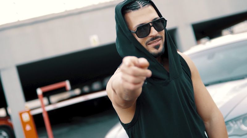 Raju l-a facut praf pe Lino Golden pentru colaborarea cu Jador Raju l-a facut praf pe Lino Golden pentru colaborarea cu Jador