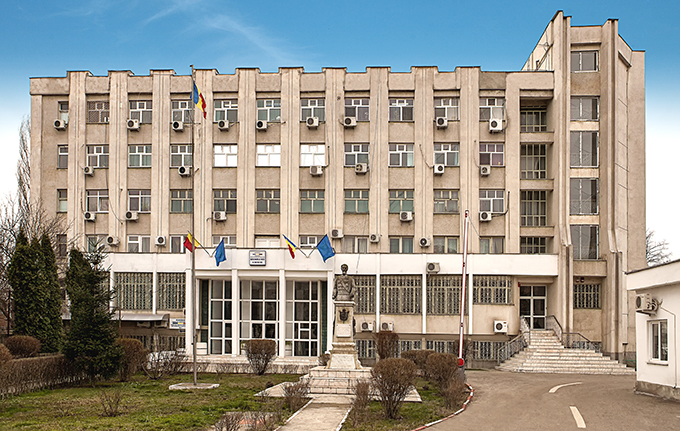 O copilă de 15 ani a fugit de acasă O copilă de 15 ani a fugit de acasă