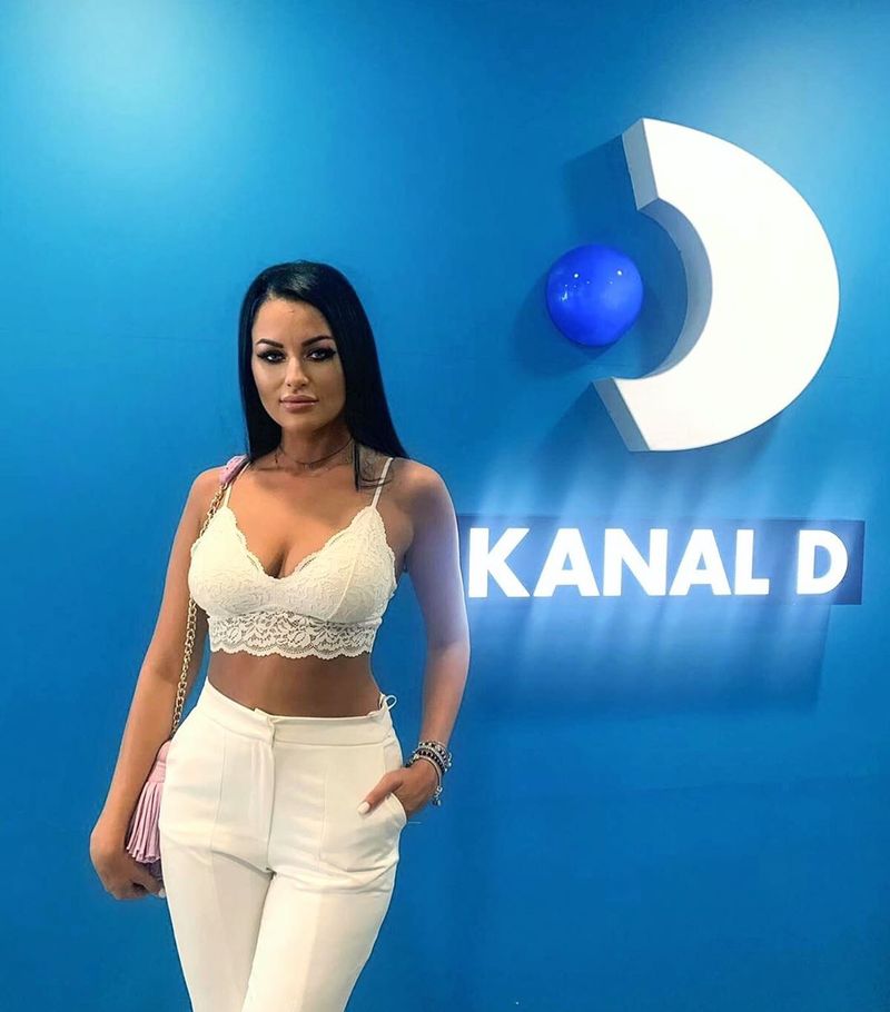 Manuela de la &rdquo;Puterea Dragostei&rdquo;