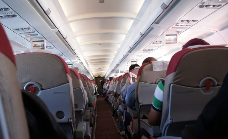 coronavirus avion