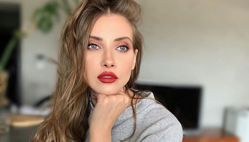 Iulia Albu