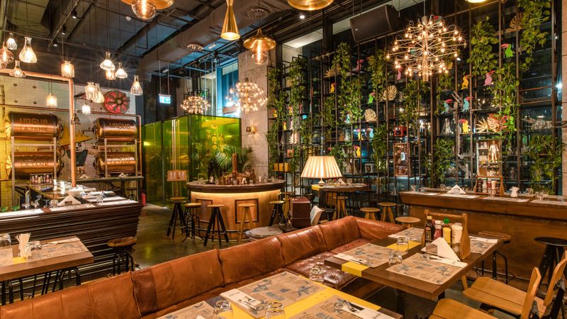 Restaurantele și sălile de joc se închid din nou în Dâmbovița