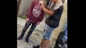  Un băiat a fost bătut și umilit de alți copii, în Târgu Jiu