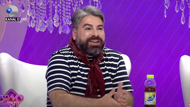 Maurice De La Bravo Ai Stil