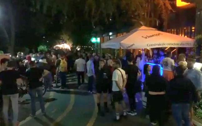 Petrecere &icirc;n Herăstrău