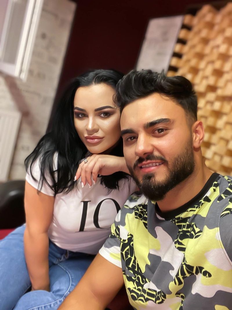 Carmen de la Salciua si Jador