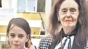 Adriana Iliescu, alături de fiica Elia