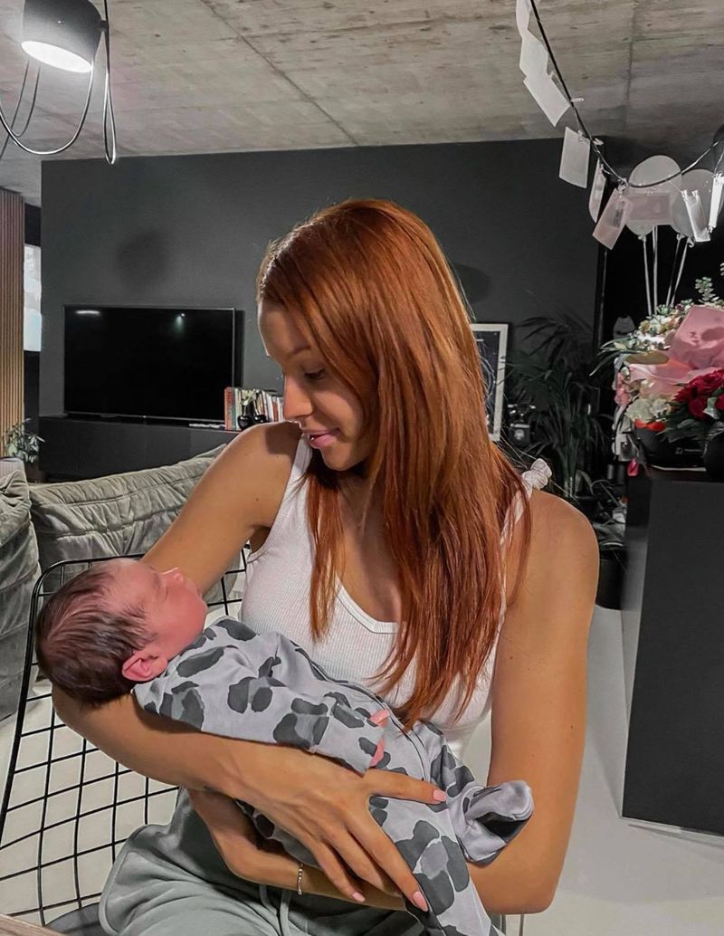 Carmen Grebenișan, alături de Rock, micuțul Alinei Ceușan