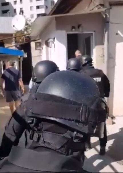 Intervenție Poliție Viol si jaf Bucuresti