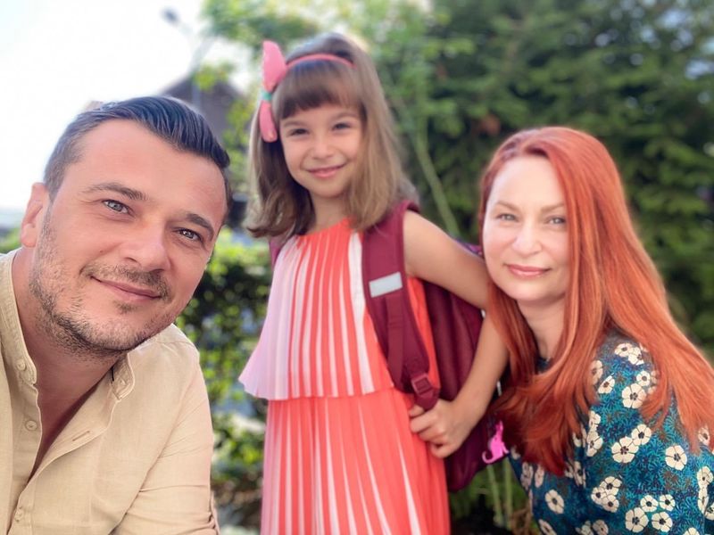 Dan Cruceru cu sotia si fetita