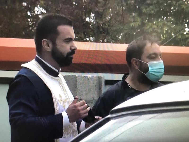 Florin Salam, distrus de durere la înmormântarea lui Nelu