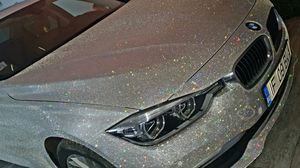 Masina cu swarovski